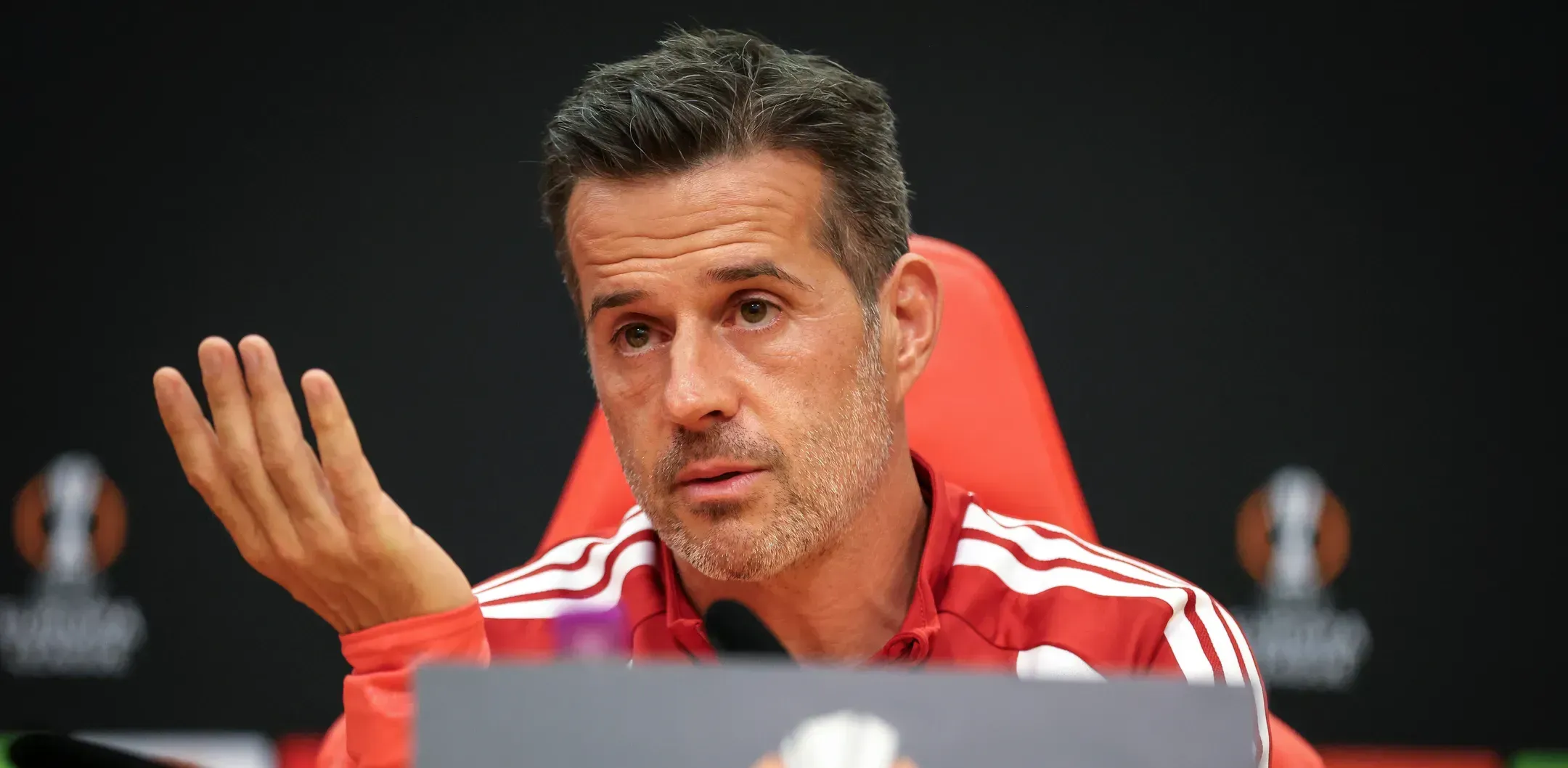 Marco Silva reage ao duelo com o Celtic